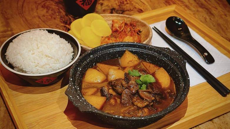 Pot Stew Braised Beef Potato 小锅炖牛腩土豆